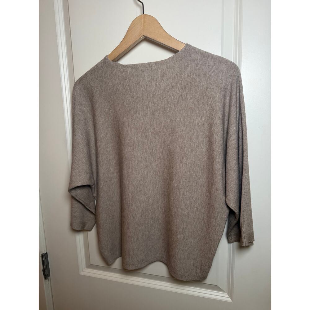Mila Minimalist Relaxed Crewneck Knit Sweater Size S Clean Girl Quiet Luxury - Picture 7 of 10
